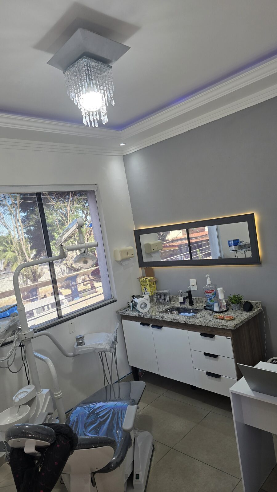 Sala de atendimento equipada do consultório